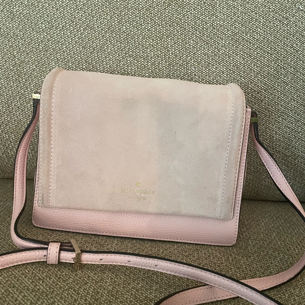 Kate Spade Light Pink 7x9 Cross Body handbag purse Leather Excellent Condition